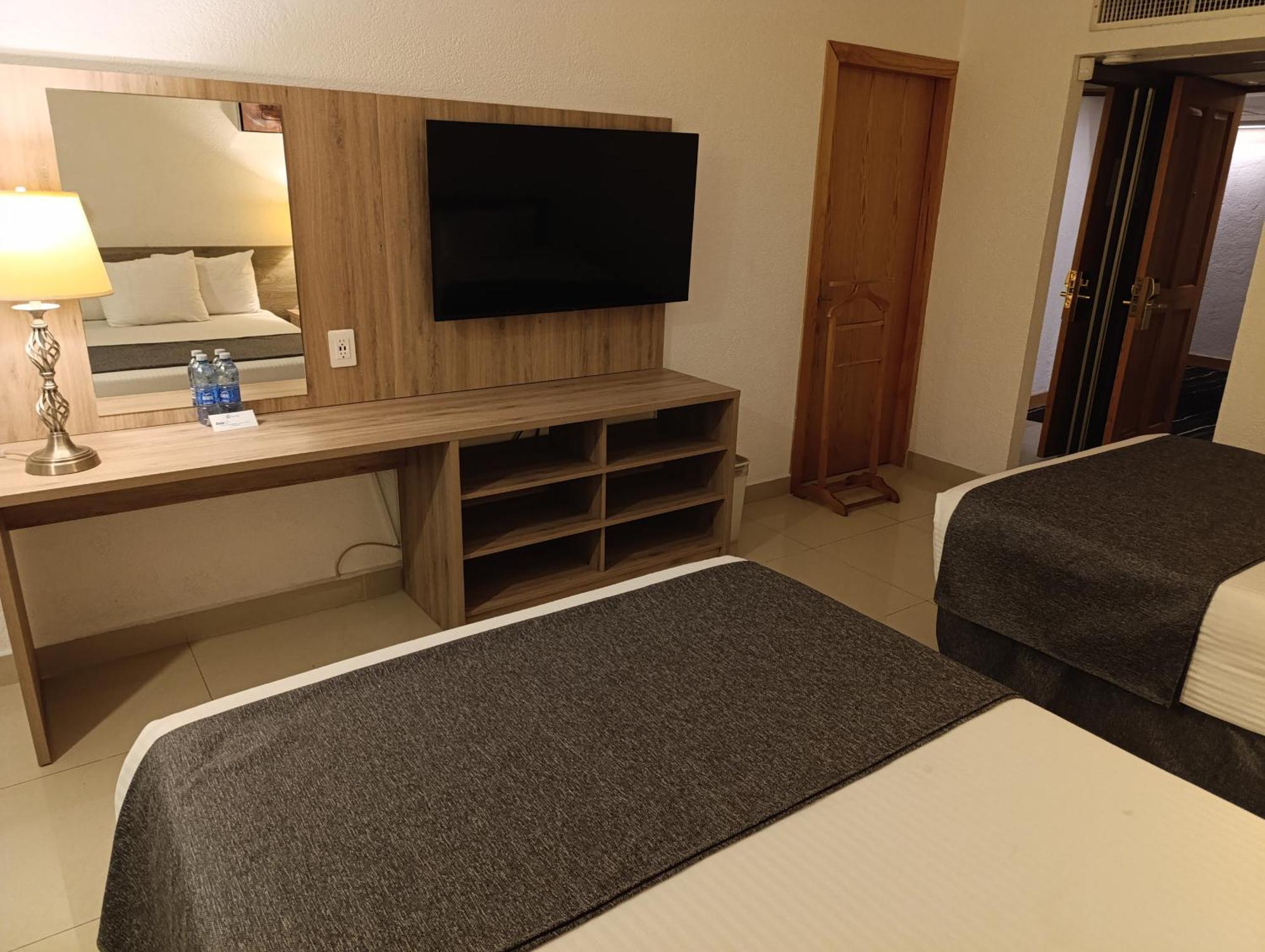 Hotel Laffayette Ejecutivo Guadalajara Exteriör bild